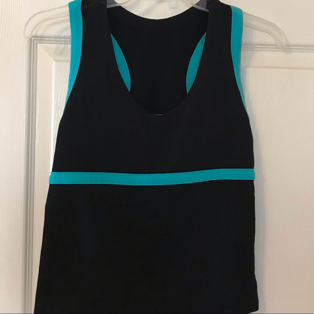 Black and turquoise KOS USA workout tank size M